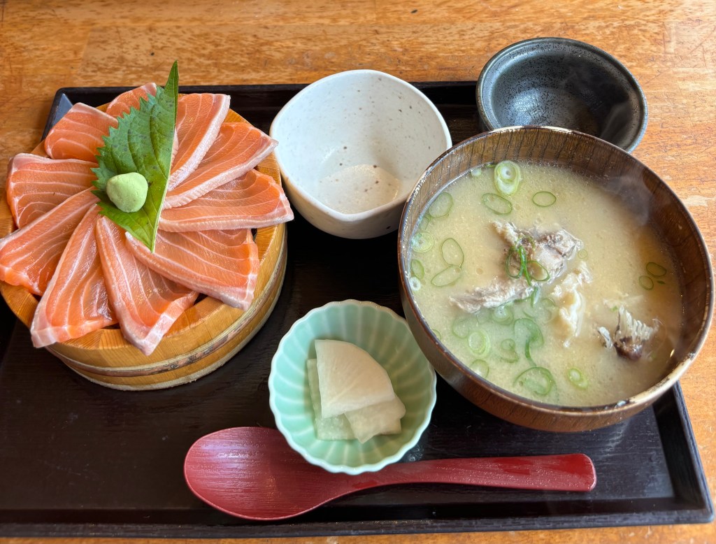 Shirahamaya – Incredible Seafood Restaurant Right Beside The Ocean In&nbsp;Itoshima!